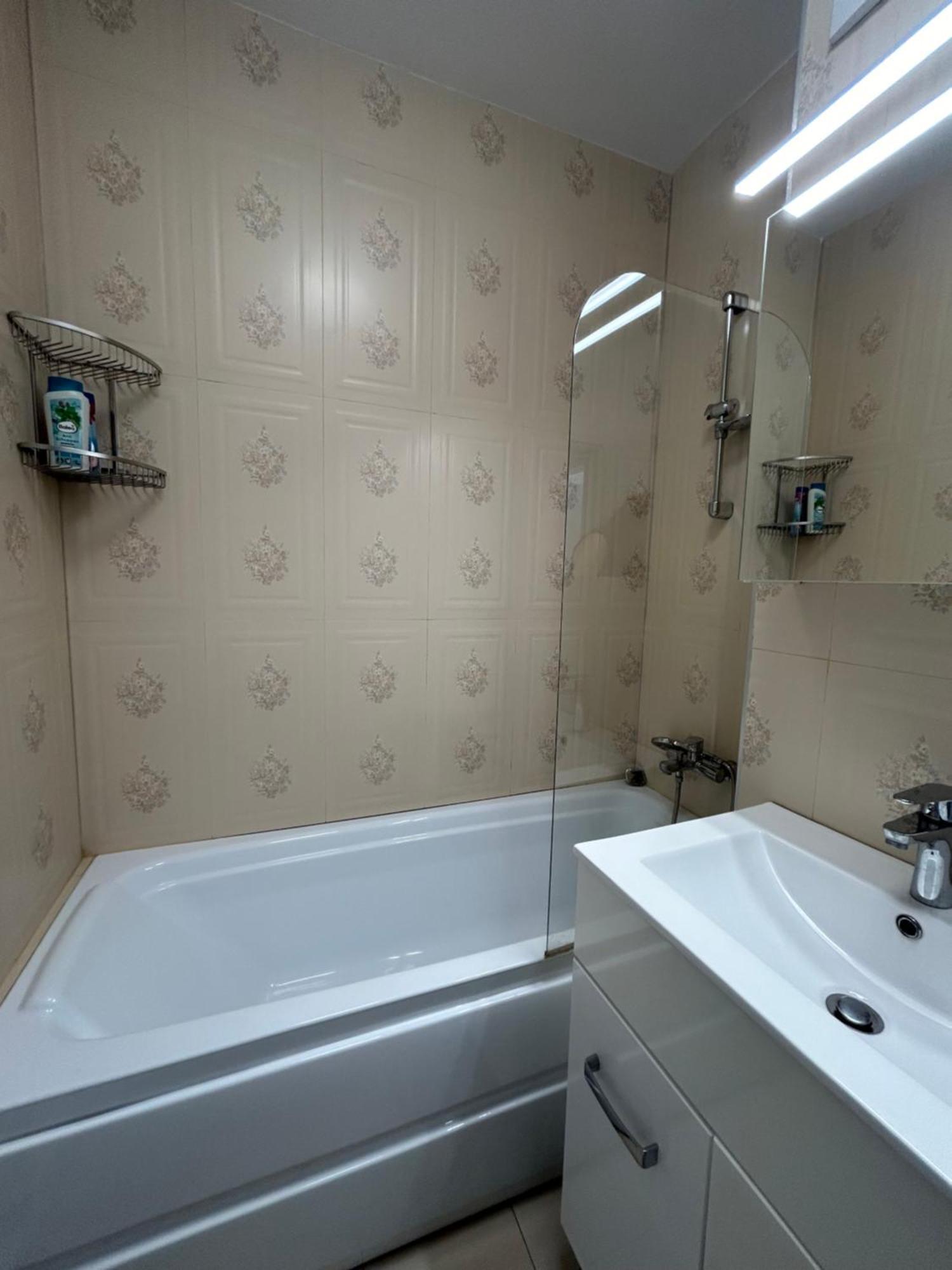 Elegant Studio With City Views - Prime Location - 02 Bucharest Exterior photo
